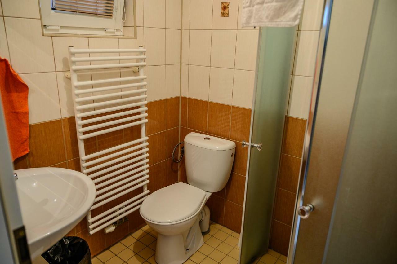 Penzion Tyra Trinec Exterior photo